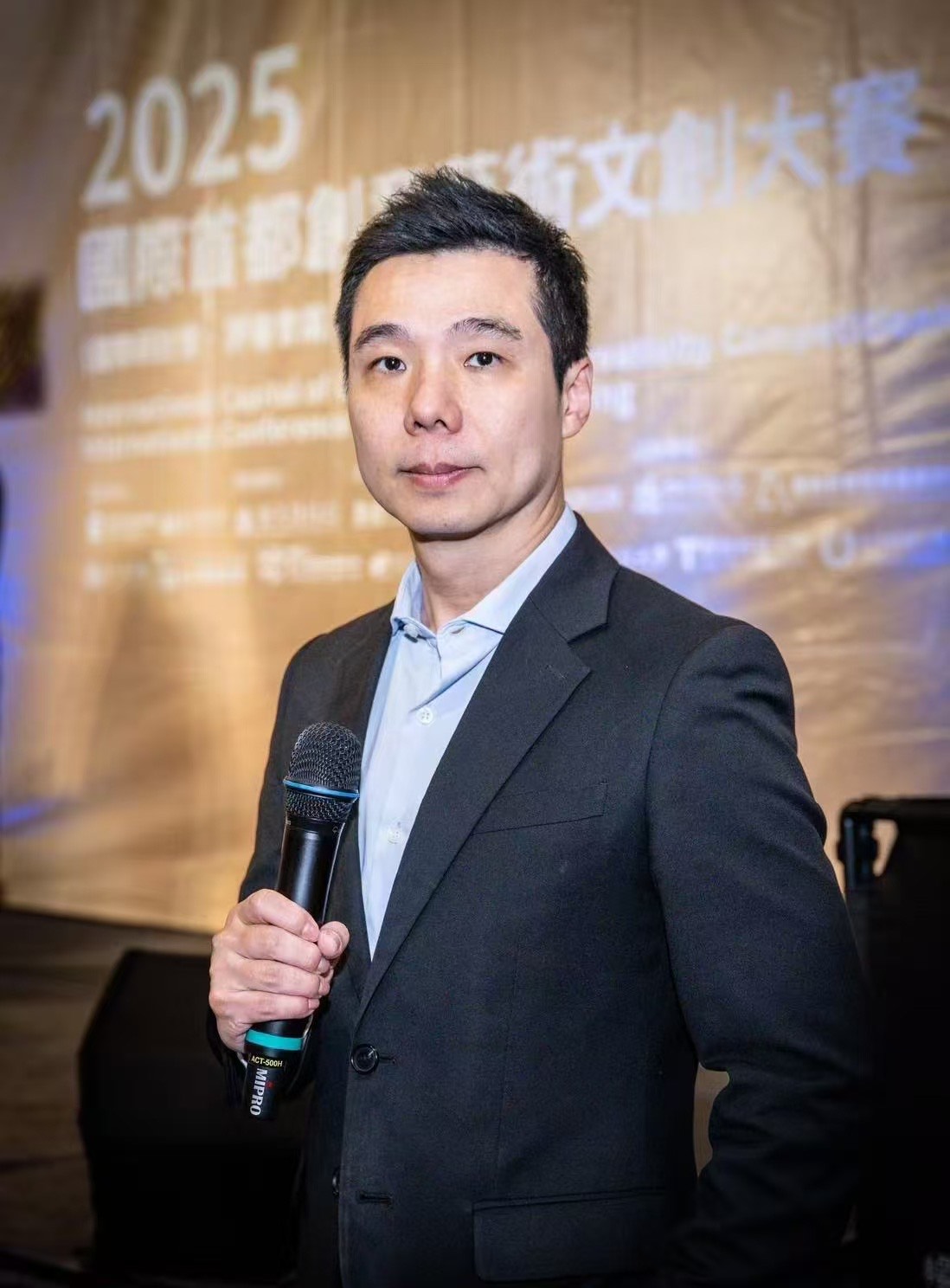 匡宇 